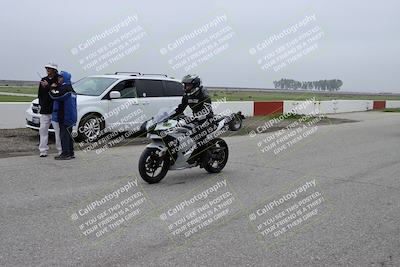 media/Nov-29-2025-TrackDaz (Sat) [[10ae2d9bce]]/Around the Pits/